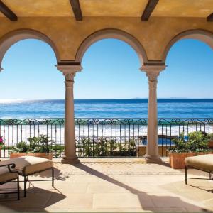 Interior-Design-Mediterranean-Style jpg